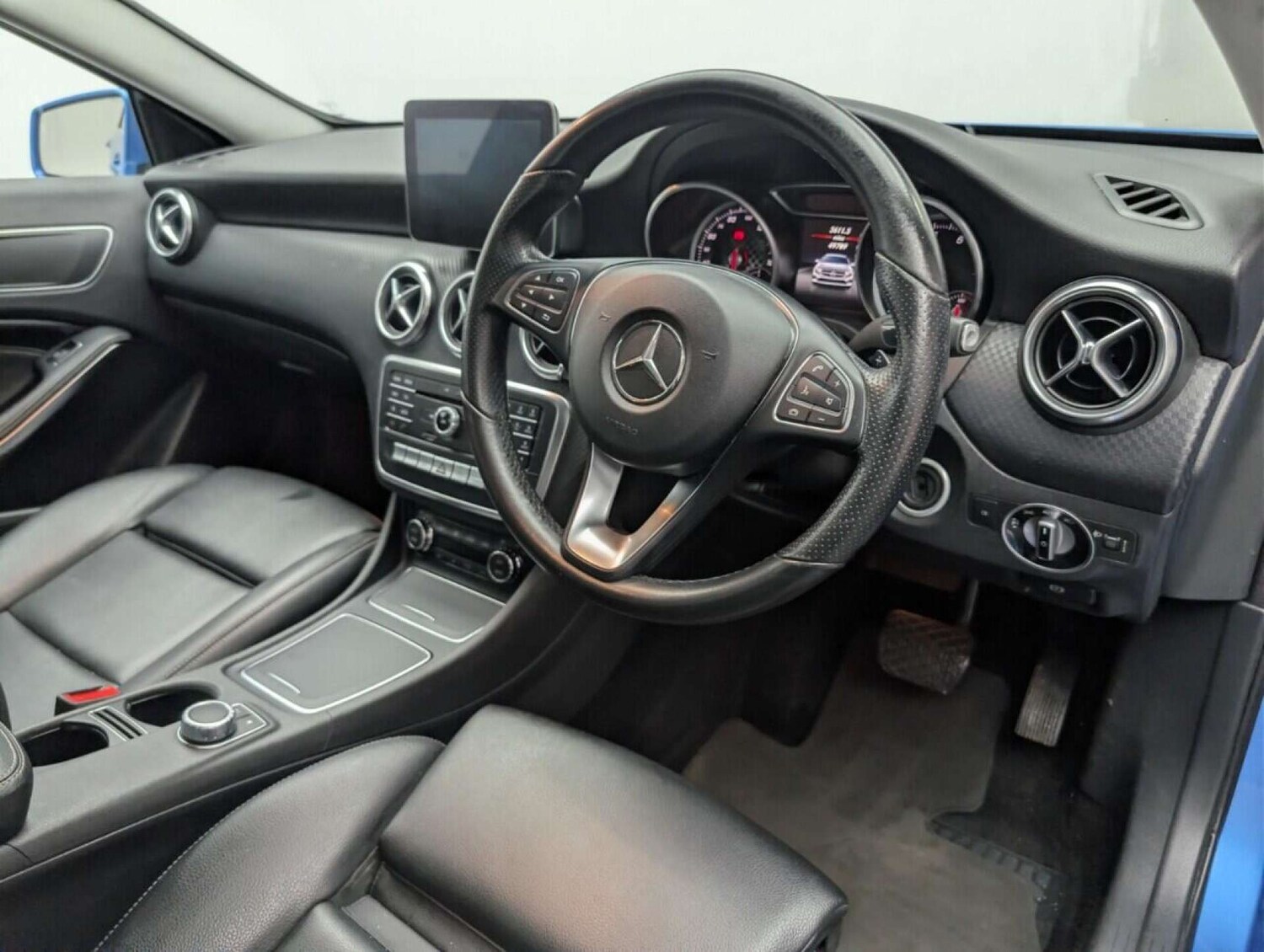 Used Mercedes-Benz A-Class 2016 for sale - 77713021: Photo 11