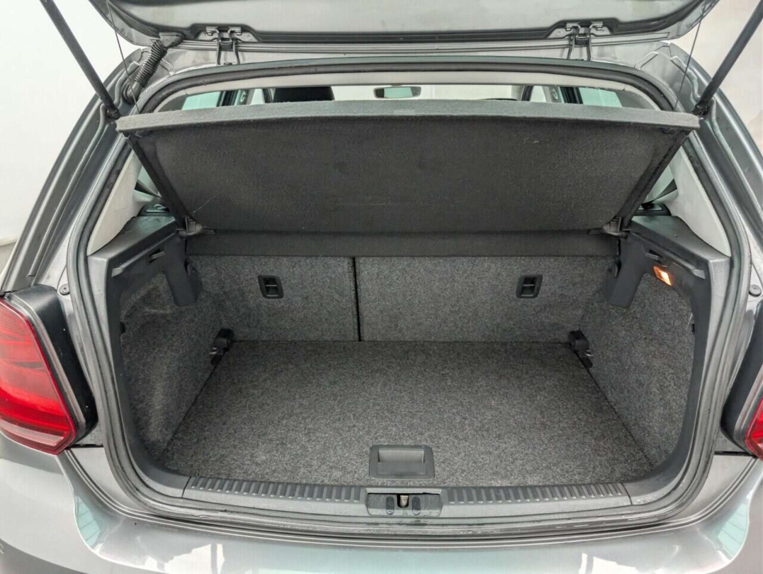 Used Volkswagen Polo 2017 for sale - 77713856: Photo 34