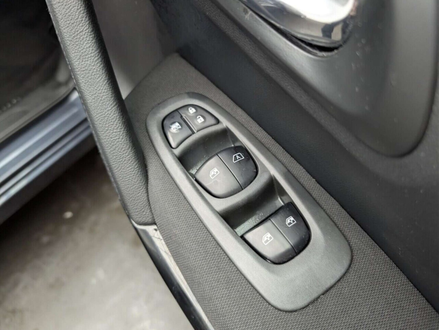 Used Renault Kadjar 2017 for sale - 77714786: Photo 29