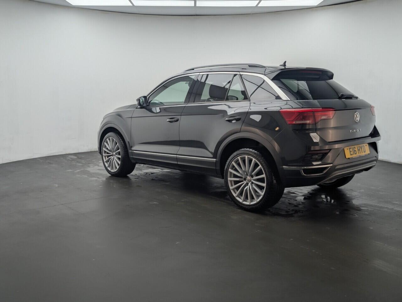 Used Volkswagen T-Roc 2019 for sale - 76457193: Photo 6