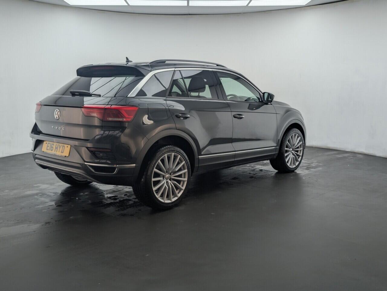 Used Volkswagen T-Roc 2019 for sale - 76457193: Photo 8
