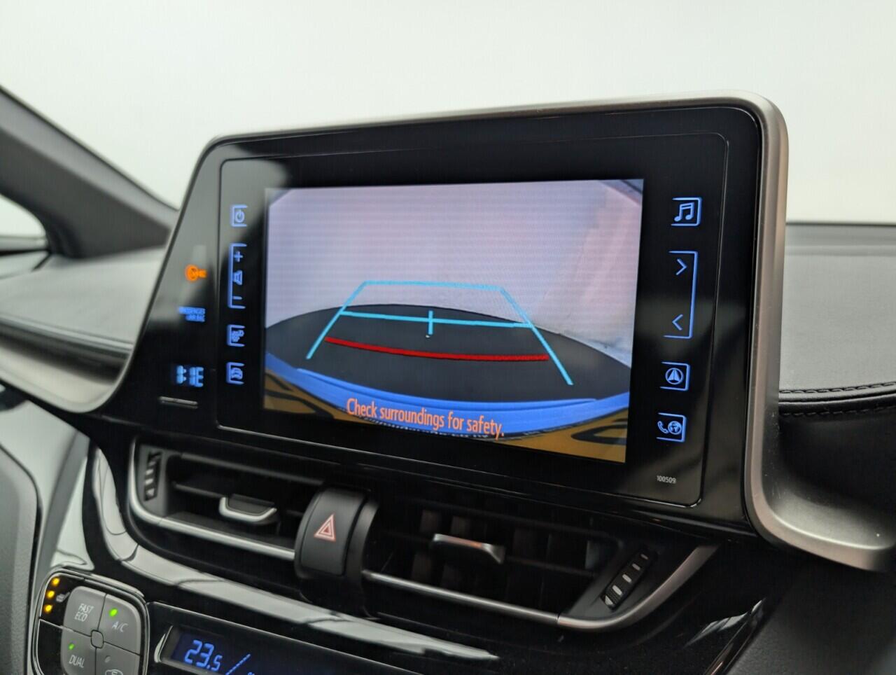 Used Toyota C-HR 2018 for sale - 76926638: Photo 14