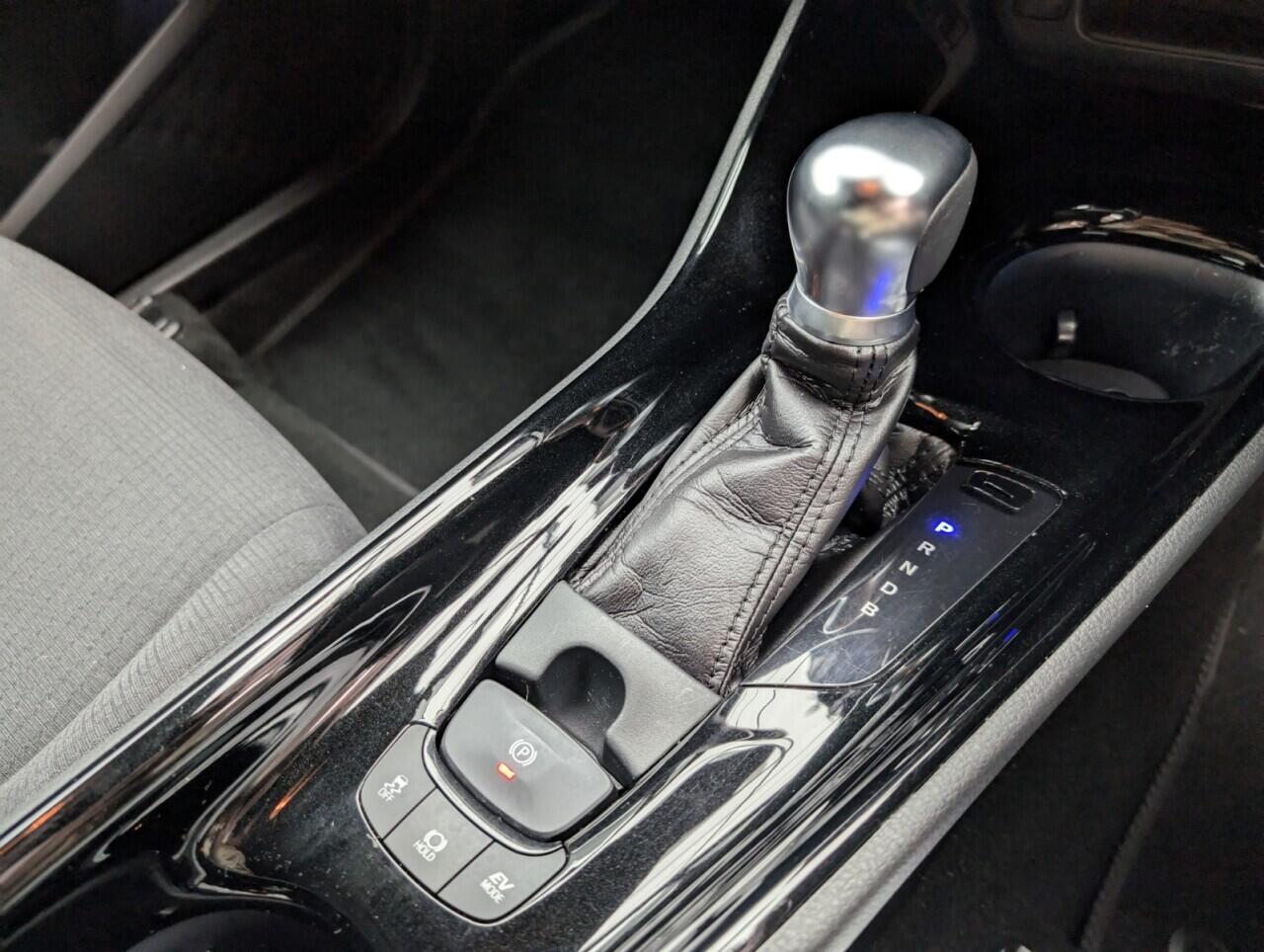 Used Toyota C-HR 2018 for sale - 76926638: Photo 16