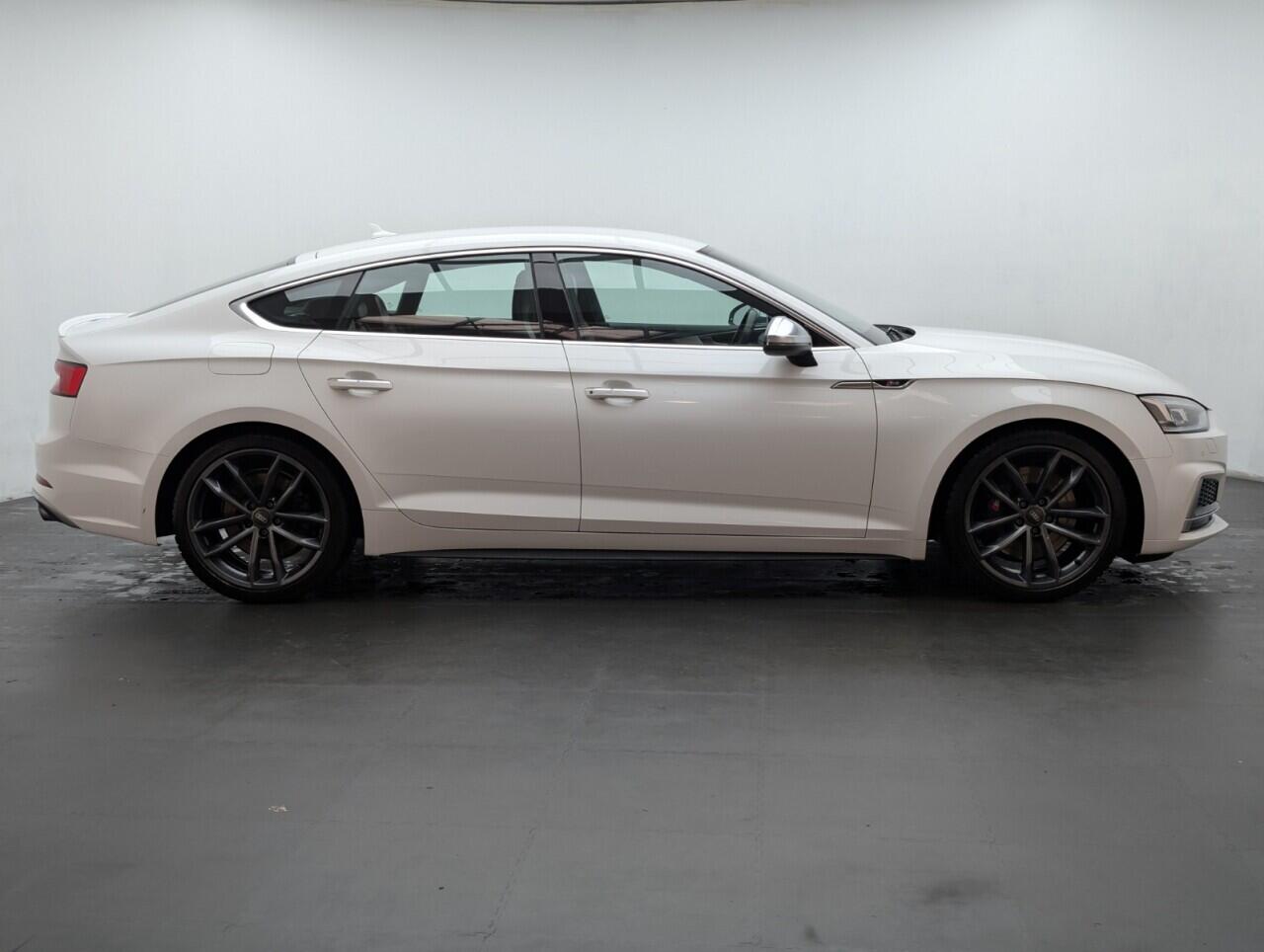 Used Audi S5 for sale - 76644585: Photo 9