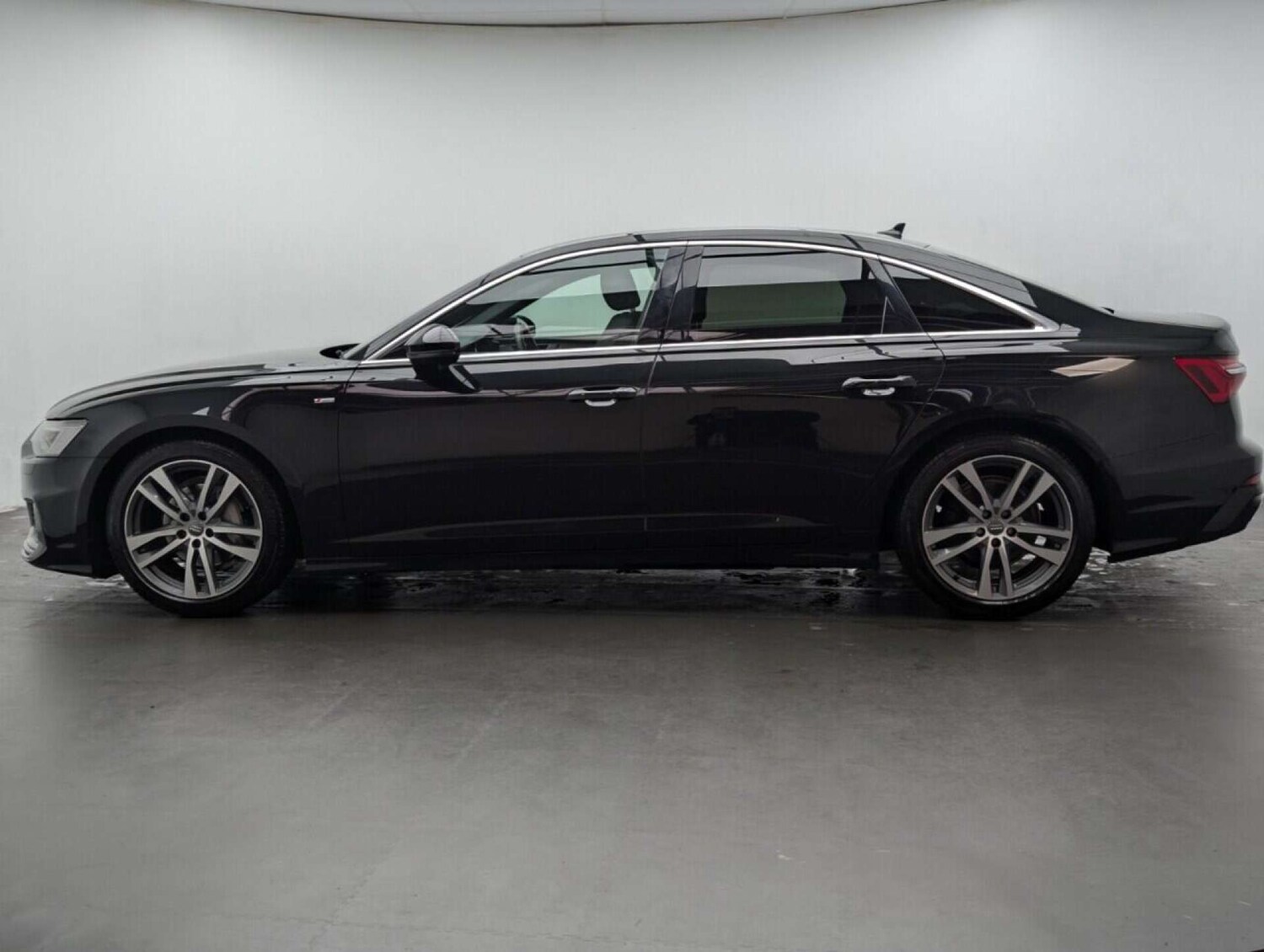 Used Audi A6 Saloon 2019 for sale - 77713848: Photo 17