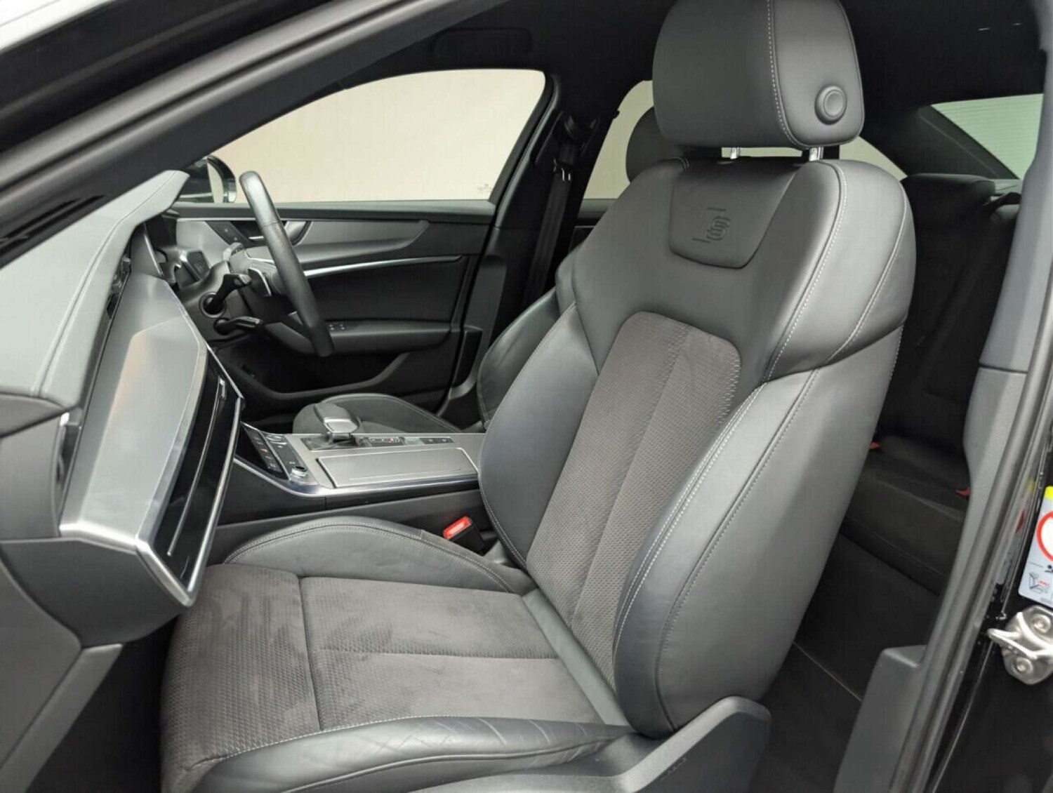 Used Audi A6 Saloon 2019 for sale - 77713848: Photo 40