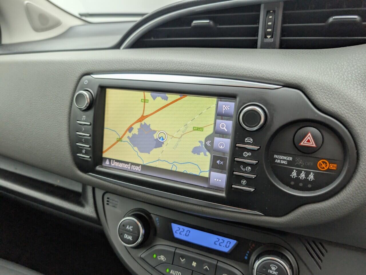 Used Toyota Yaris 2017 for sale - 76423348: Photo 14