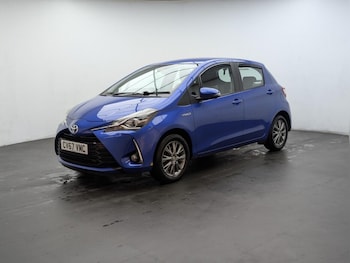 Used Toyota Yaris 2017 for sale - 76423348: Photo