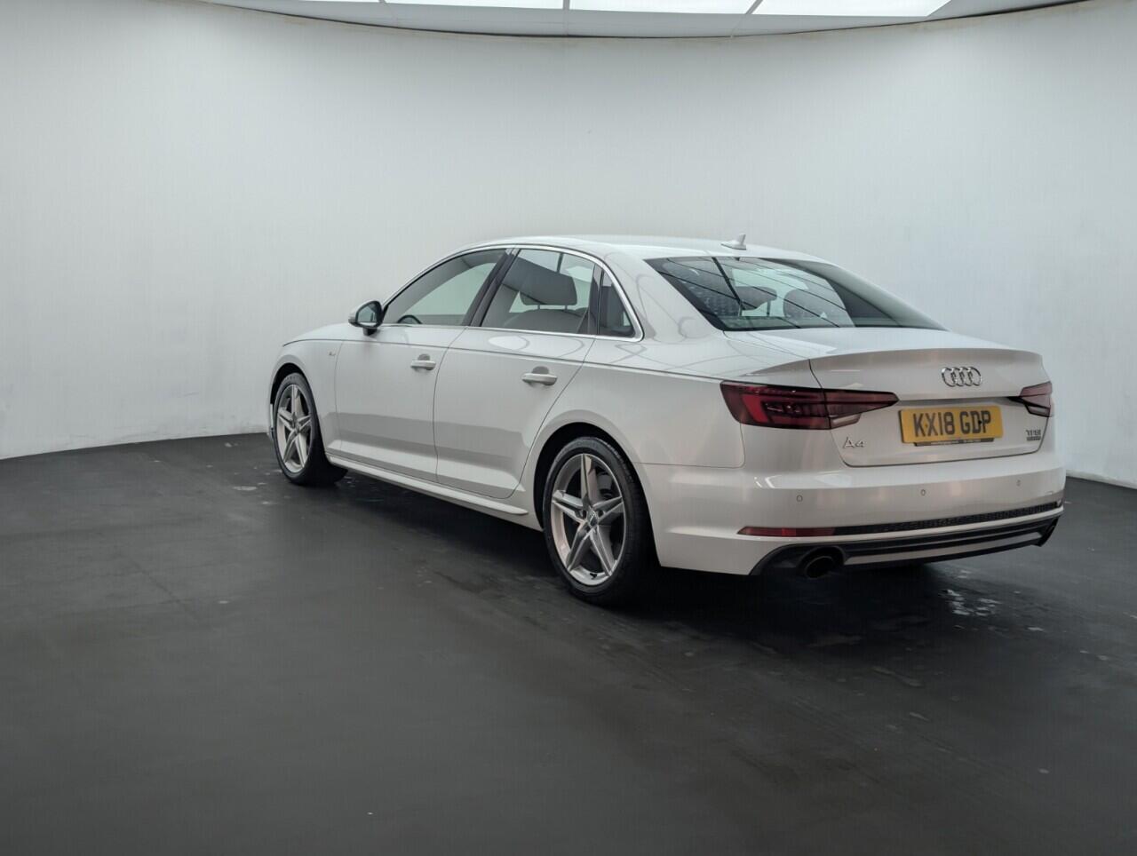 Used Audi A4 2018 for sale - 76425487: Photo 6