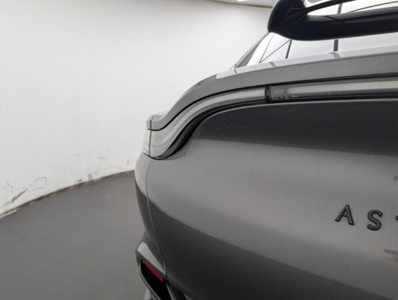 Used Aston Martin DBX 2020 for sale - 76657815: Photo 32