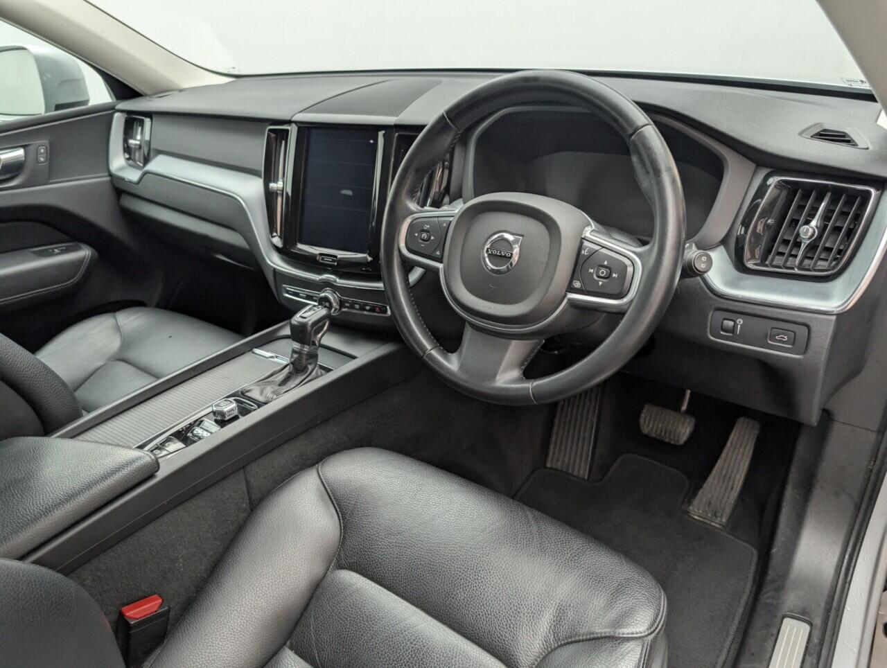 Used Volvo XC60 2018 for sale - 76423002: Photo 11