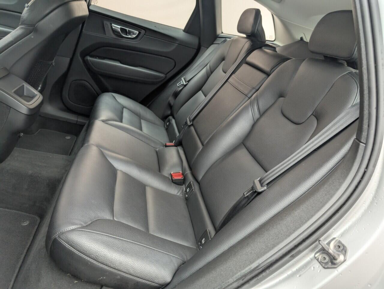 Used Volvo XC60 2018 for sale - 76423002: Photo 28