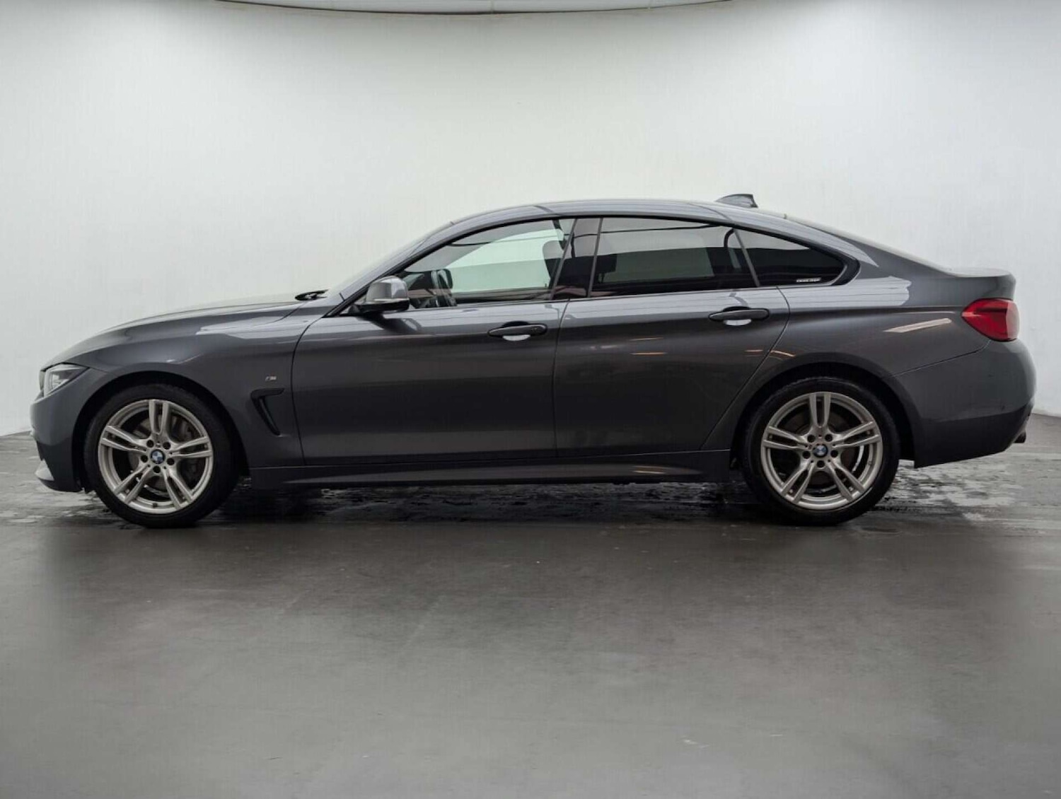 Used BMW 4 Series 2019 for sale - 77714489: Photo 5