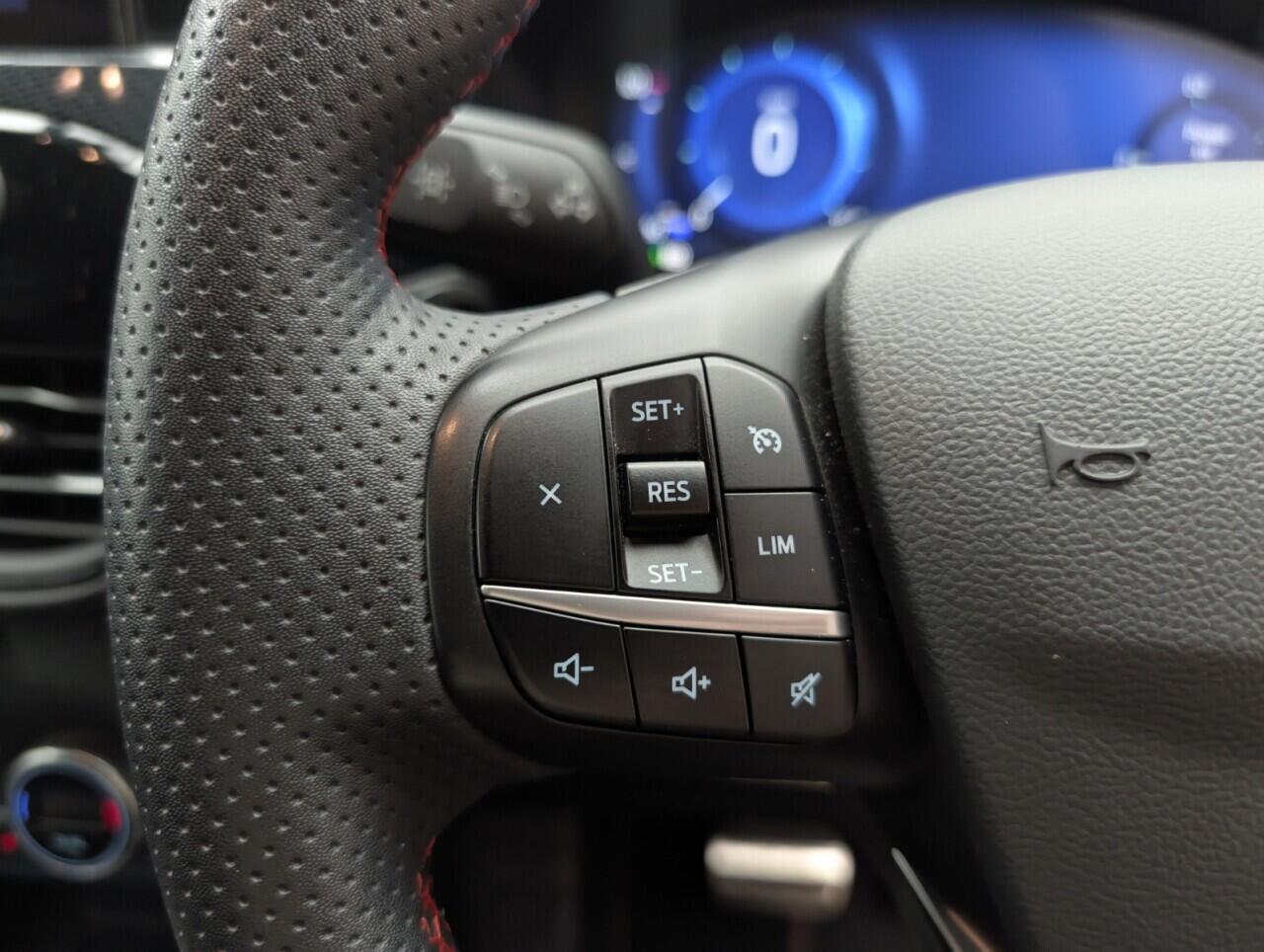 Used Ford Kuga 2022 for sale - 76423888: Photo 17