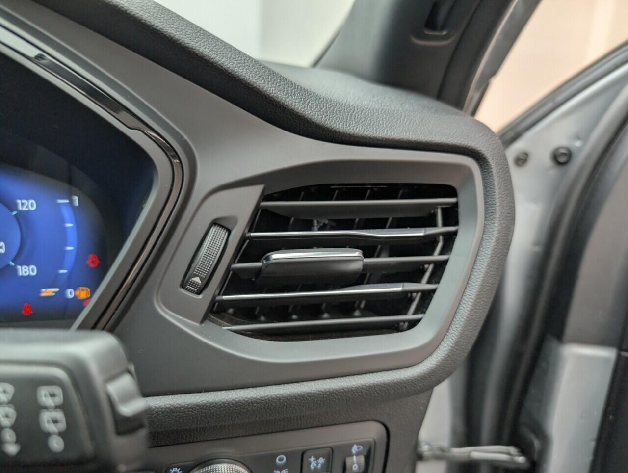 Used Ford Kuga 2022 for sale - 76423888: Photo 19