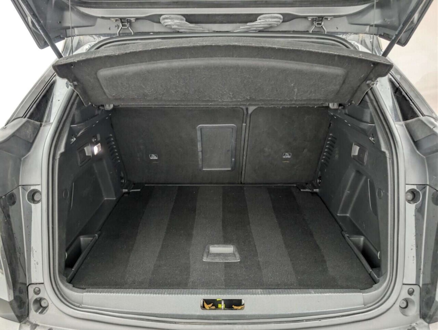 Used Peugeot 3008 2017 for sale - 77714911: Photo 24