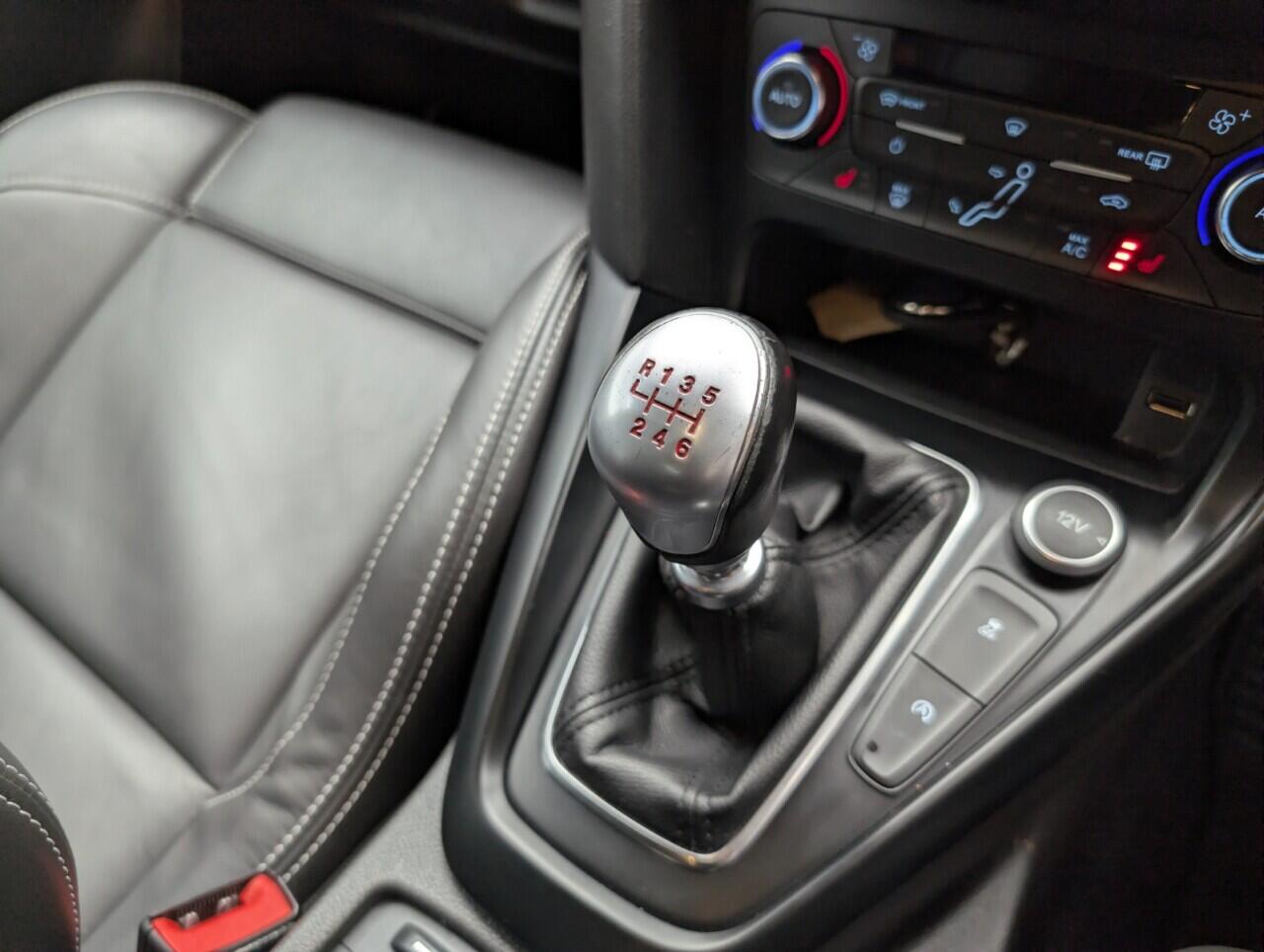 Used Ford Focus 2018 for sale - 76913856: Photo 16