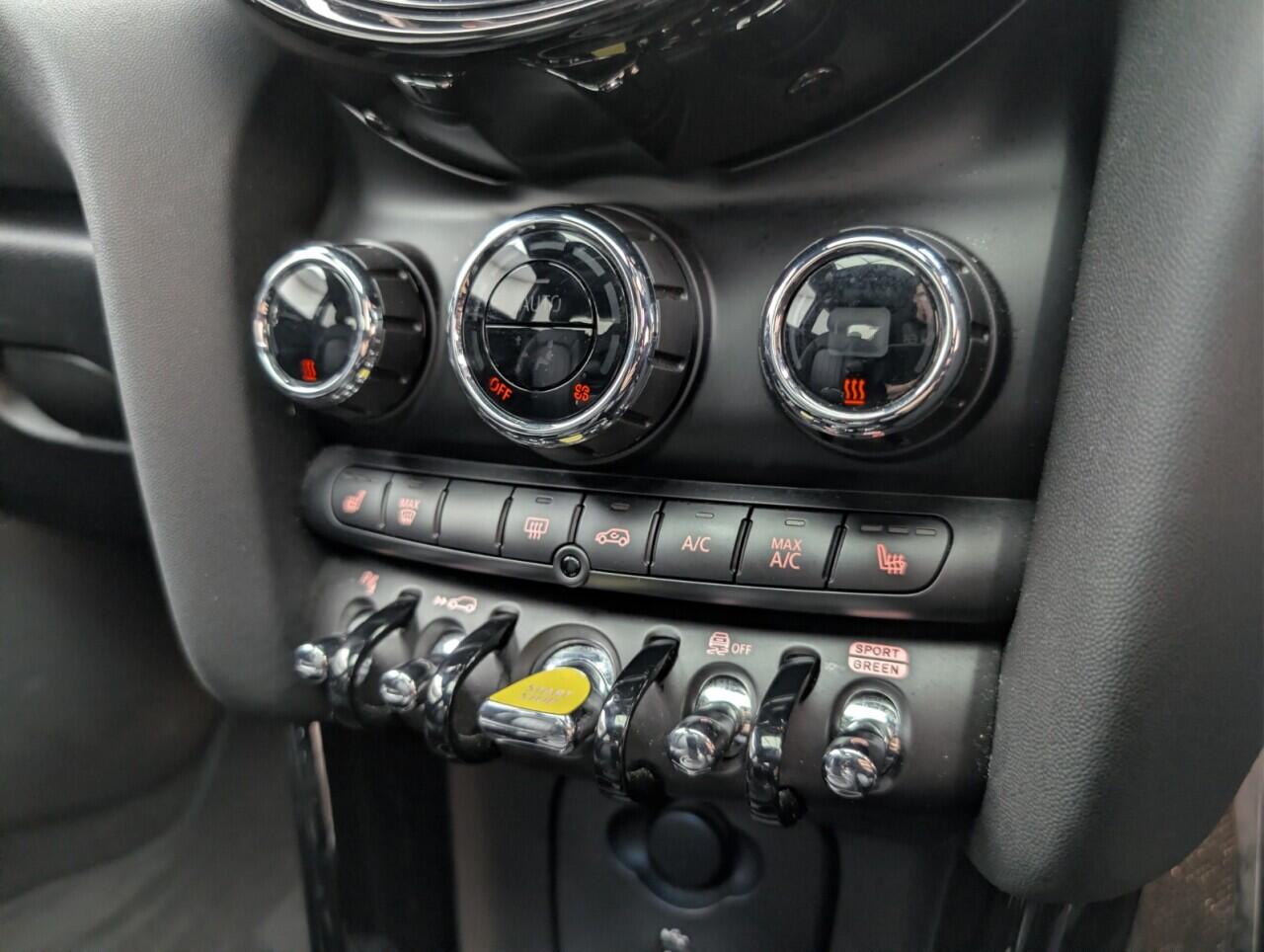 Used MINI Electric Hatch 2023 for sale - 76473657: Photo 15