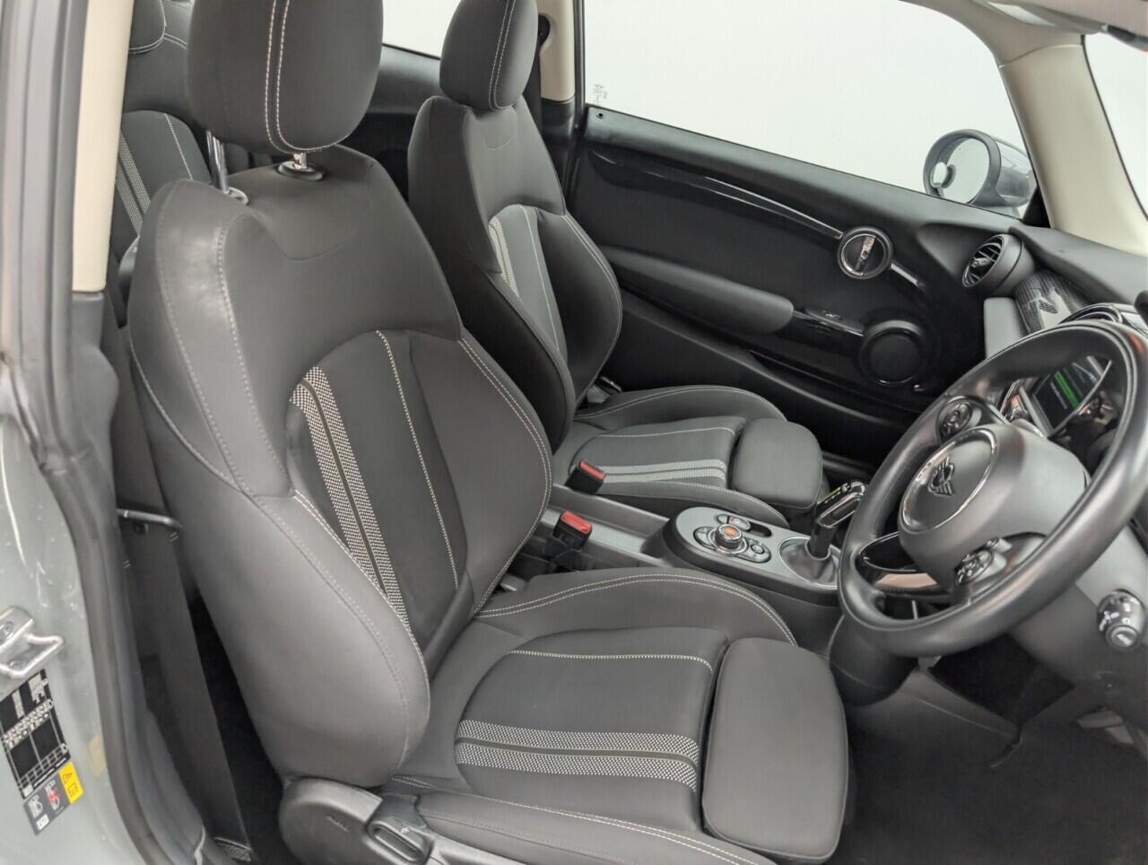 Used MINI Electric Hatch 2020 for sale - 76701005: Photo 13