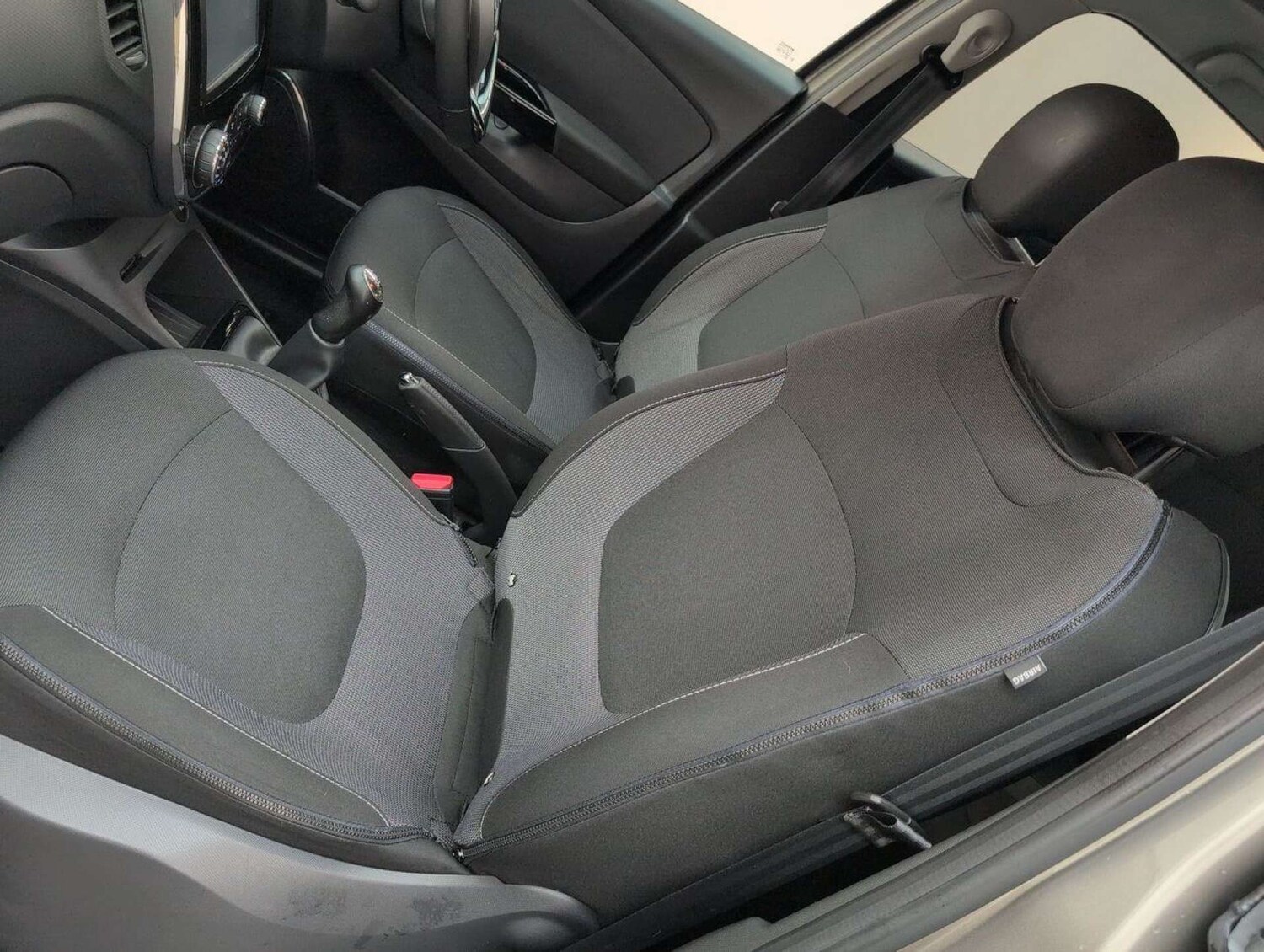 Used Renault Captur 2016 for sale - 77714322: Photo 28