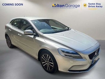 Used Volvo V40 2019 for sale - 78426584: Photo