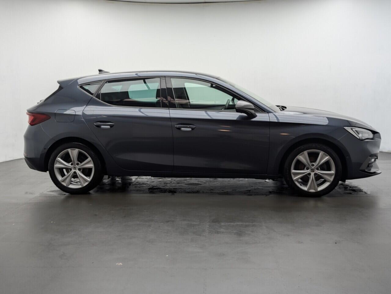 Used SEAT Leon 2021 for sale - 76423152: Photo 9