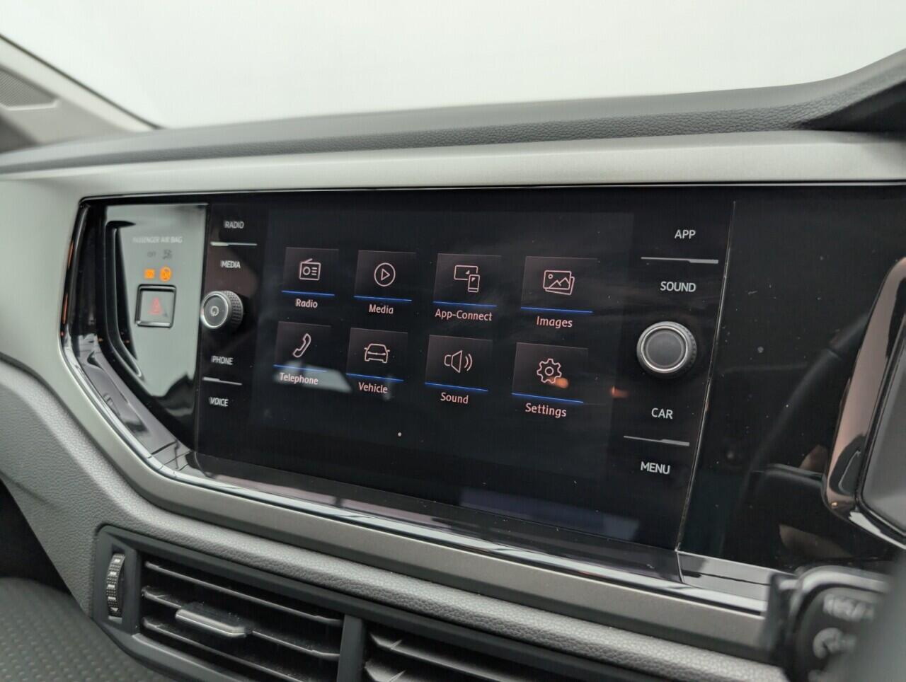 Used Volkswagen Polo 2018 for sale - 76422817: Photo 14