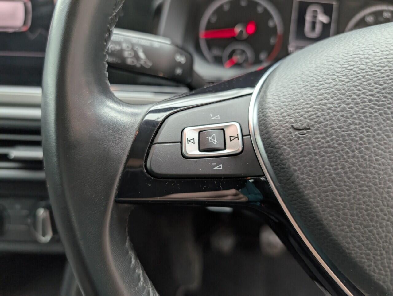 Used Volkswagen Polo 2018 for sale - 76422817: Photo 19