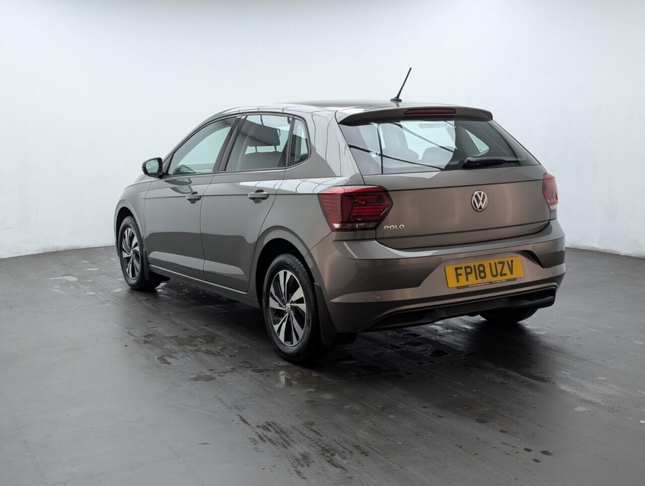 Used Volkswagen Polo 2018 for sale - 76422817: Photo 6