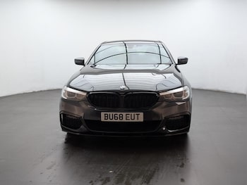 Used BMW 5 Series 2018 for sale - 76781389: Photo