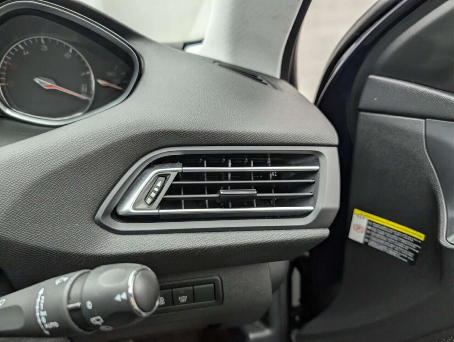 Used Peugeot 308 2016 for sale - 77713699: Photo 19