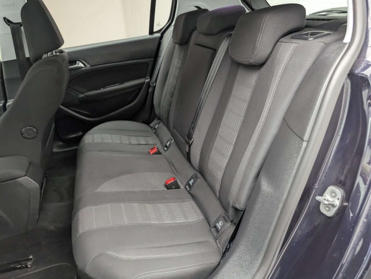 Used Peugeot 308 2016 for sale - 77713699: Photo 25