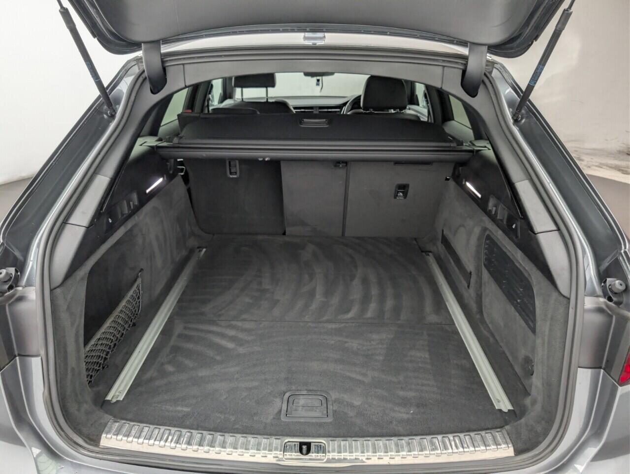 Used Audi A6 Avant 2019 for sale - 76975544: Photo 25