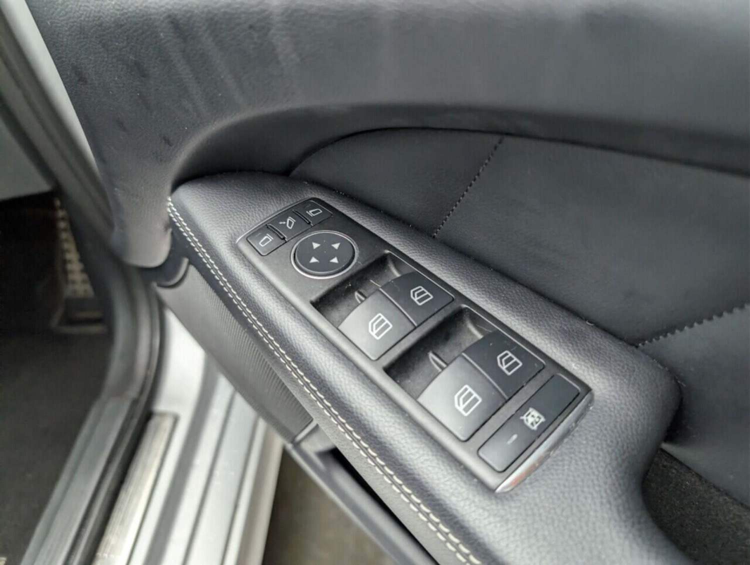 Used Mercedes-Benz CLS 2016 for sale - 77714447: Photo 20