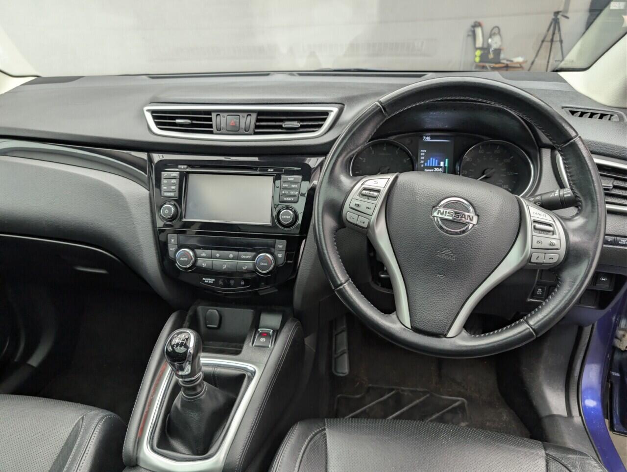 Used Nissan Qashqai 2017 for sale - 77215268: Photo 24