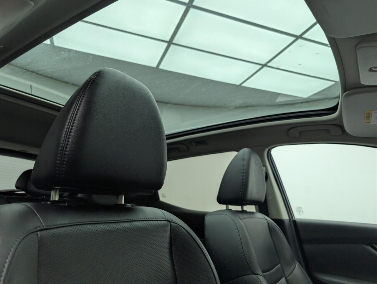 Used Nissan Qashqai 2017 for sale - 77215268: Photo 25