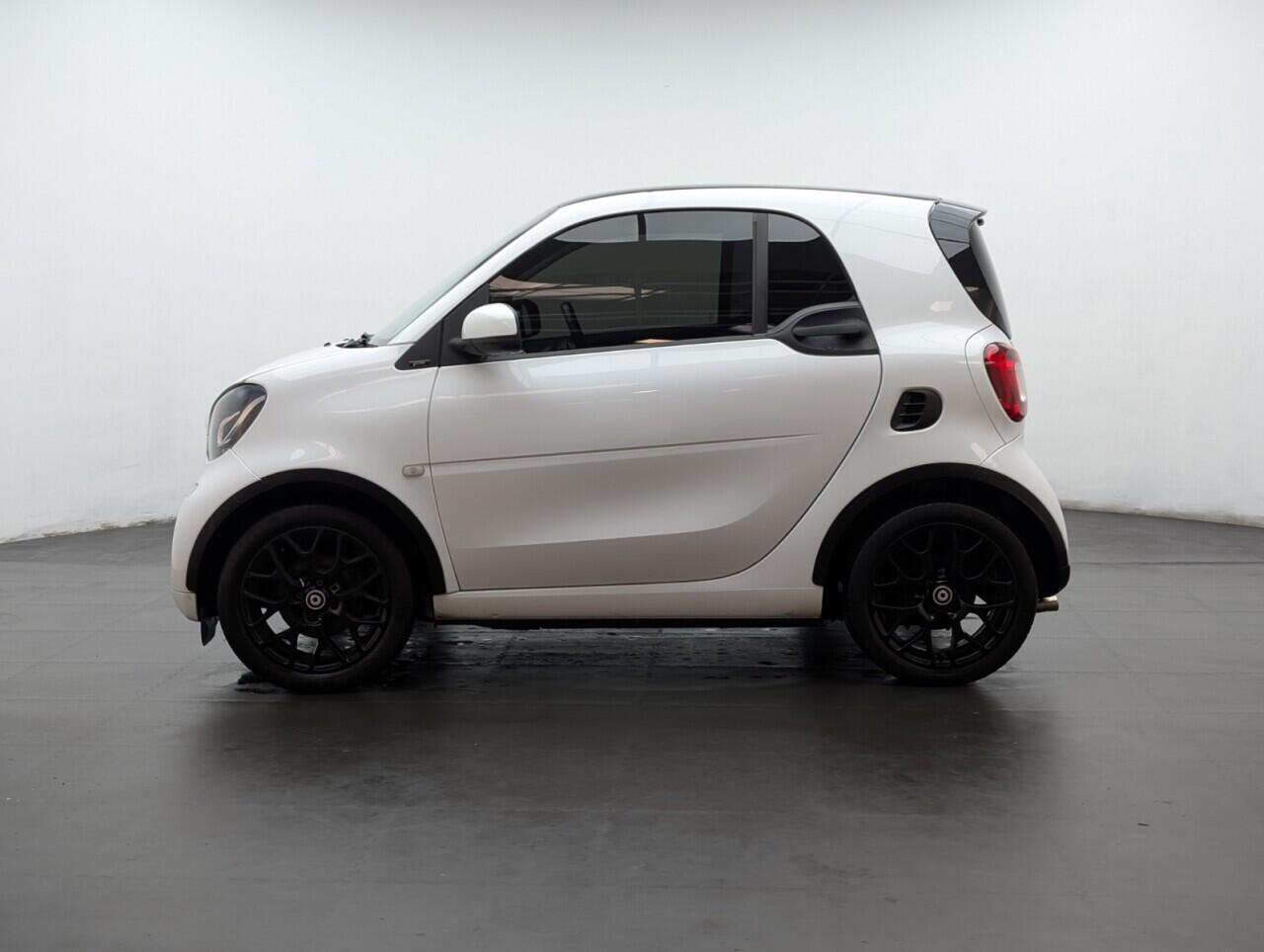 Used smart fortwo 2017 for sale - 77538671: Photo 5