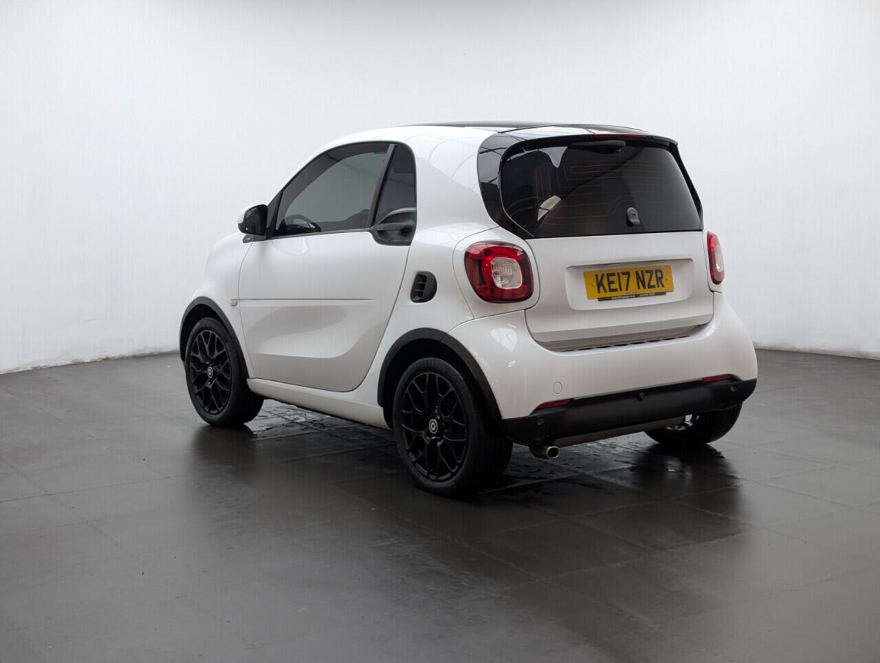 Used smart fortwo 2017 for sale - 77538671: Photo 6