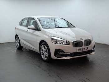 Used BMW 2 Series 2018 for sale - 79011075: Photo