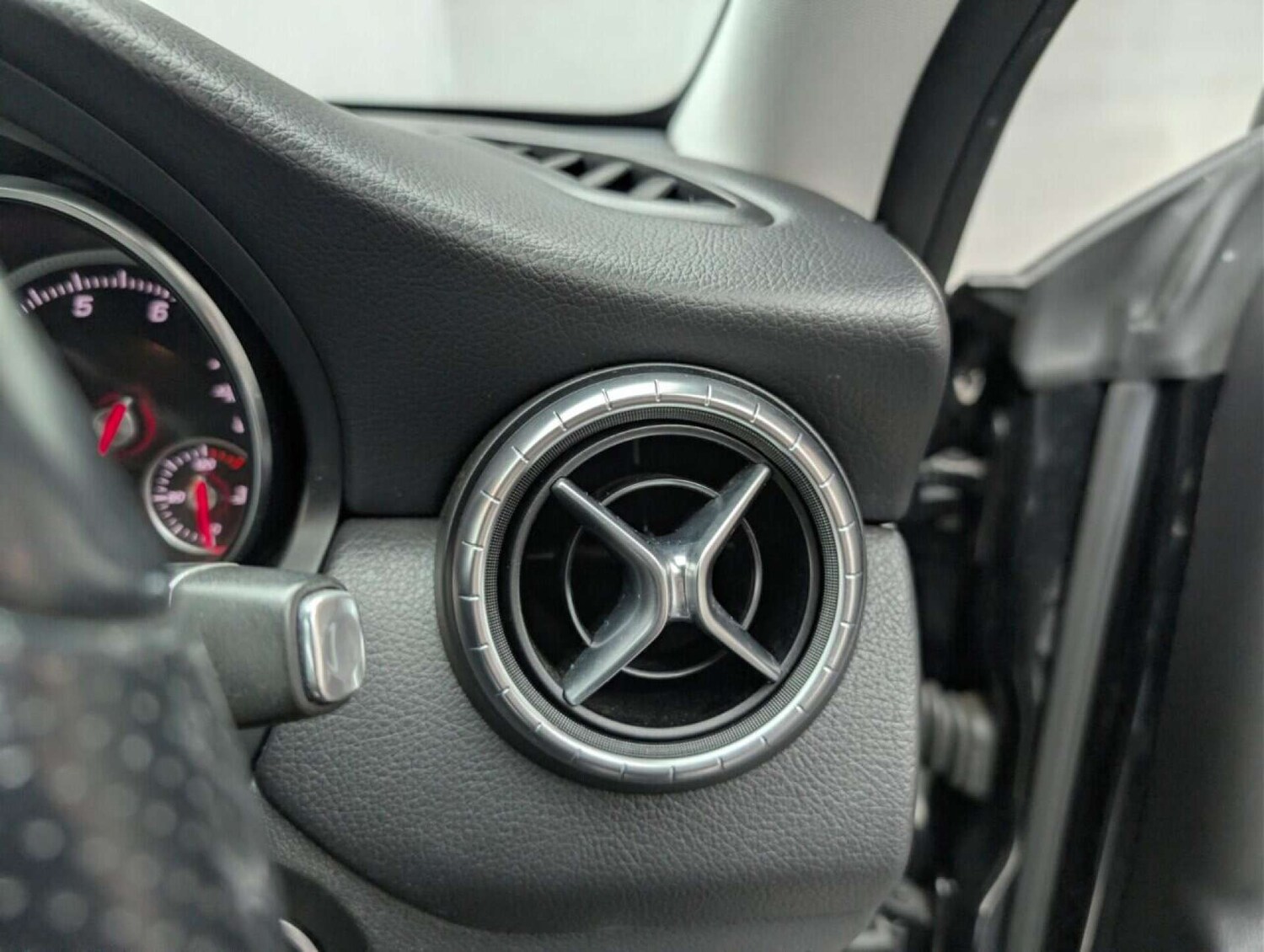 Used Mercedes-Benz CLA 2019 for sale - 77713722: Photo 18