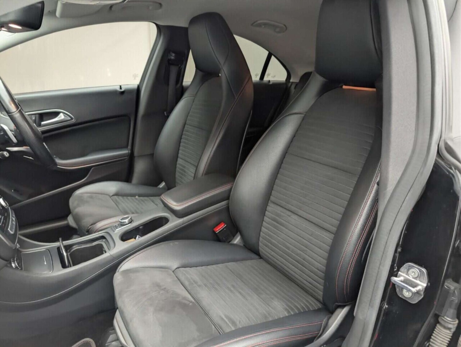 Used Mercedes-Benz CLA 2019 for sale - 77713722: Photo 25