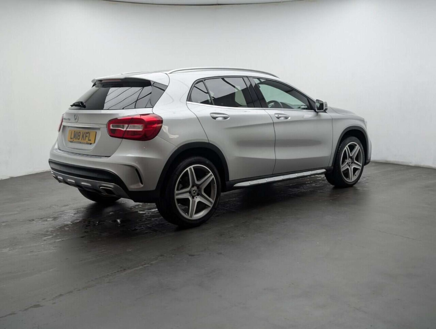 Used Mercedes-Benz GLA 2018 for sale - 77714328: Photo 8