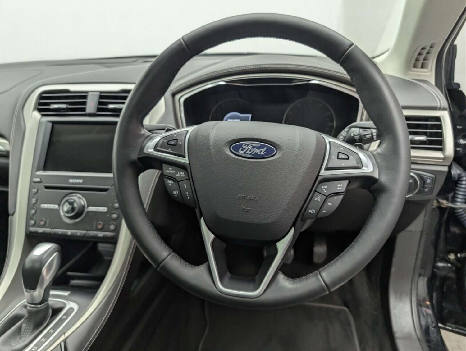 Used Ford Mondeo 2017 for sale - 77714312: Photo 25