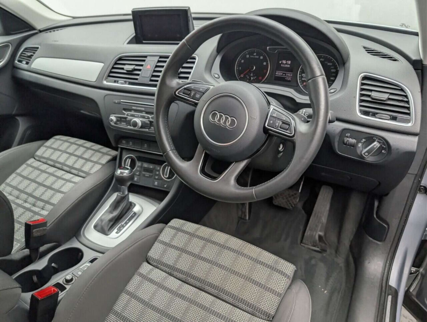Used Audi Q3 2015 for sale - 77714423: Photo 11