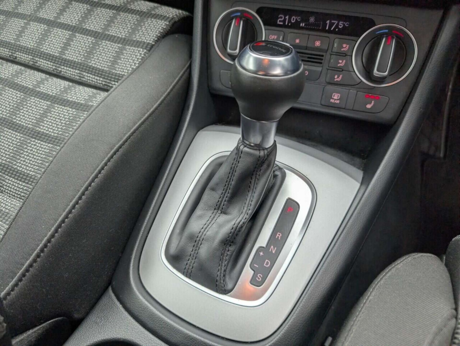 Used Audi Q3 2015 for sale - 77714423: Photo 15