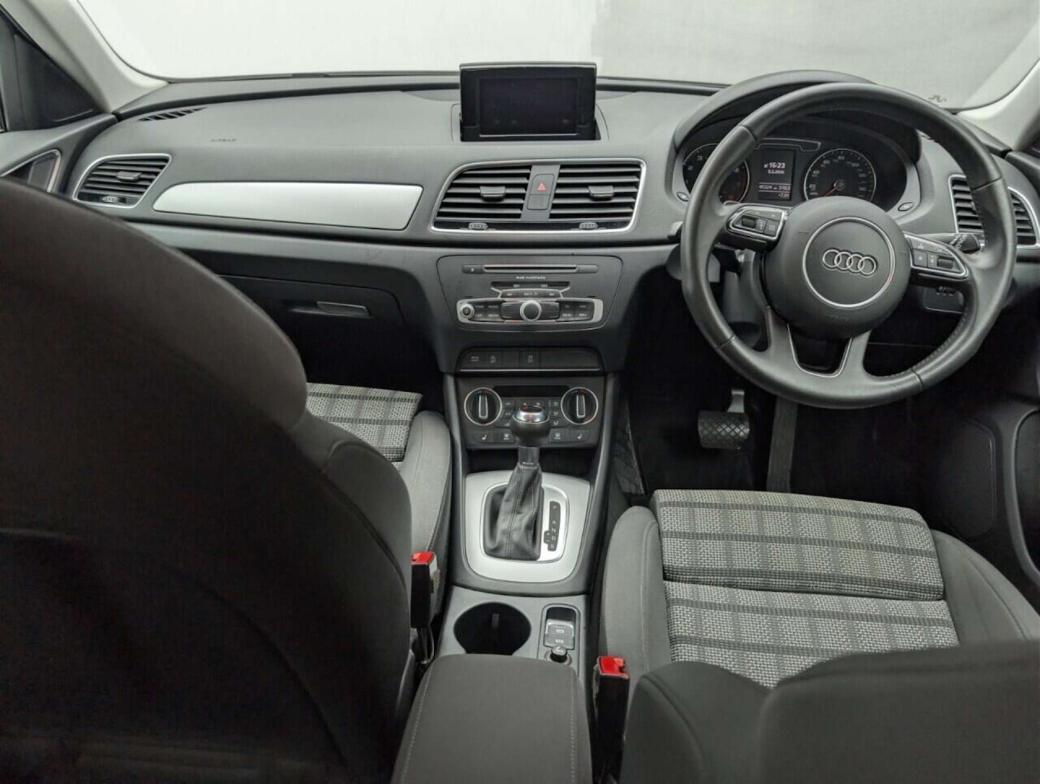 Used Audi Q3 2015 for sale - 77714423: Photo 20