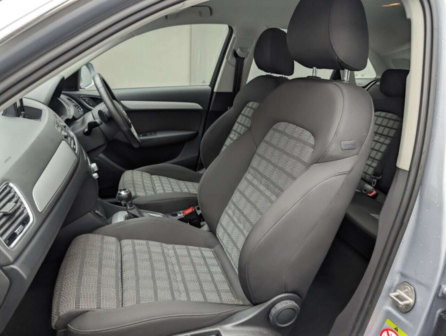 Used Audi Q3 2015 for sale - 77714423: Photo 24