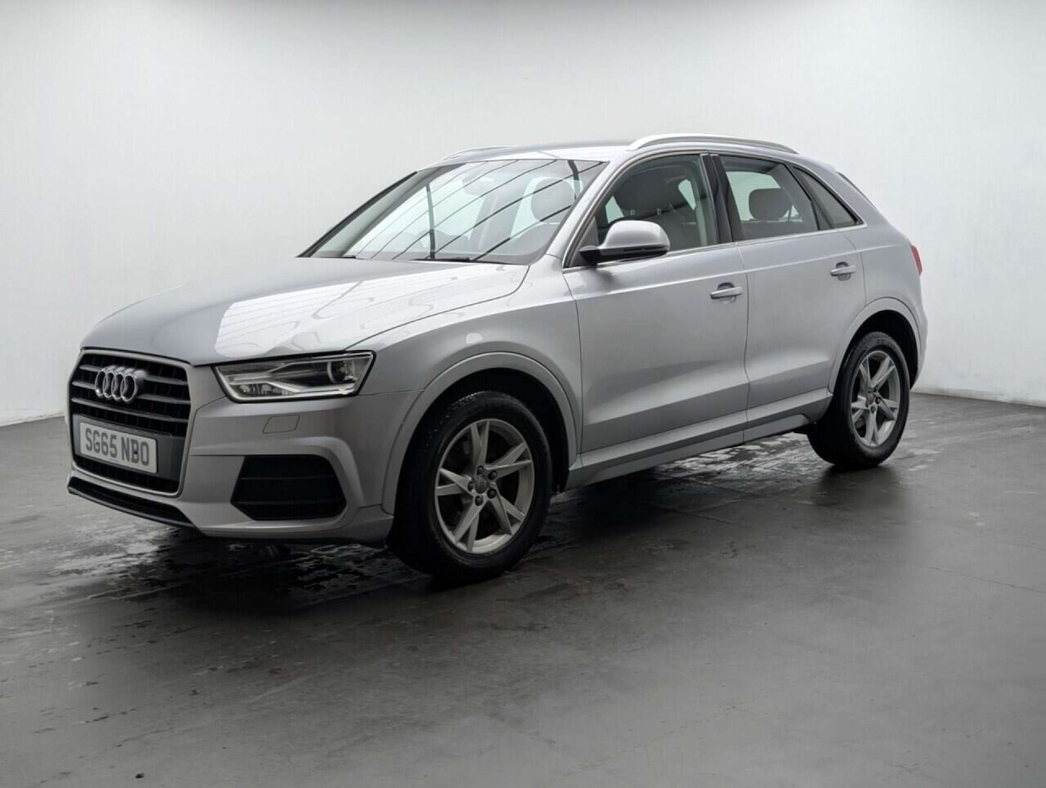 Used Audi Q3 2015 for sale - 77714423: Photo 4