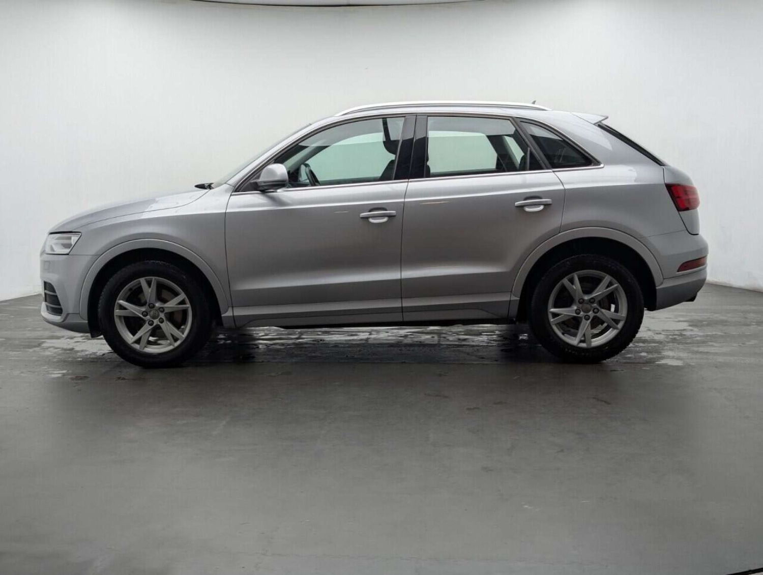 Used Audi Q3 2015 for sale - 77714423: Photo 5