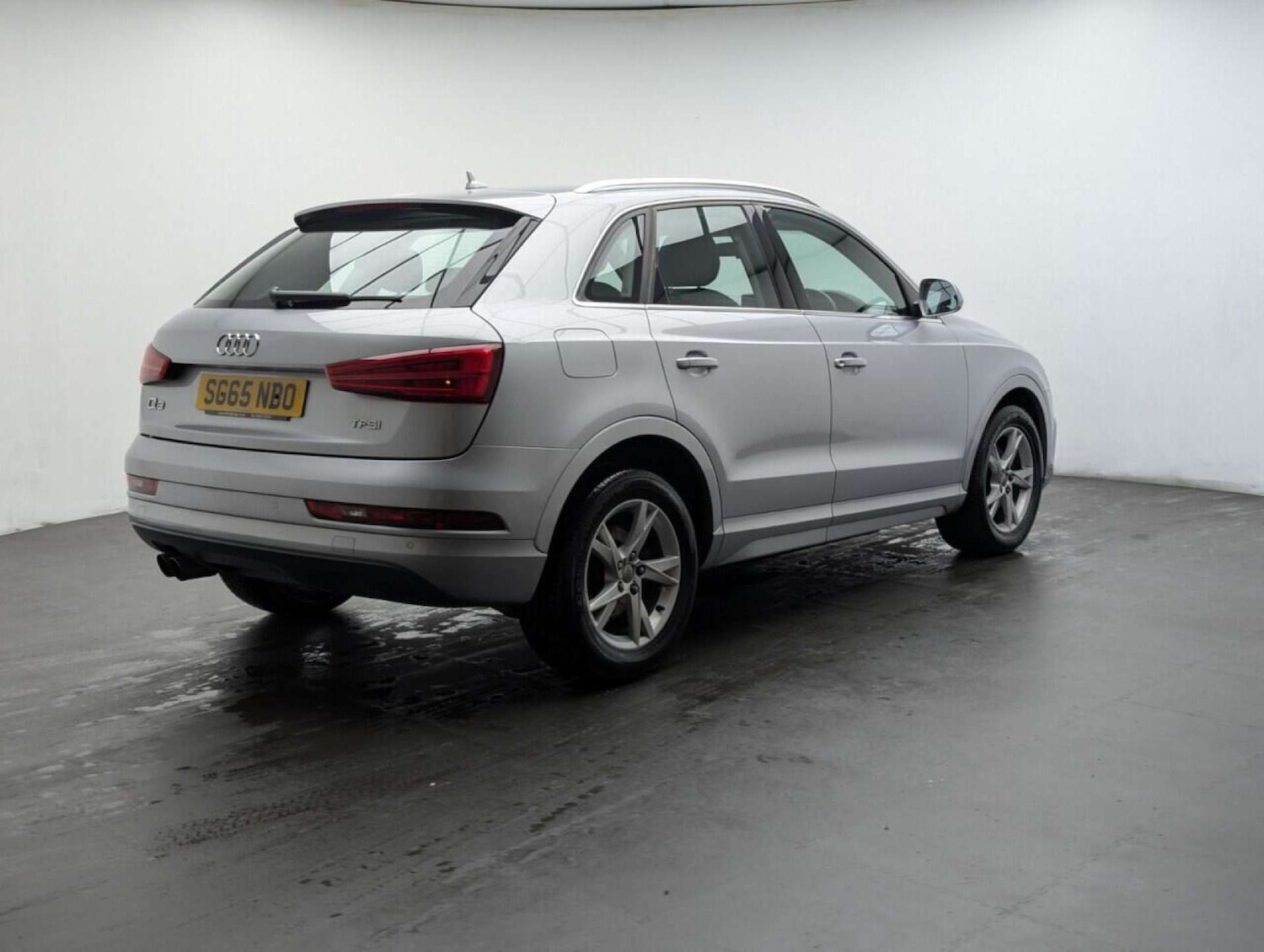 Used Audi Q3 2015 for sale - 77714423: Photo 8